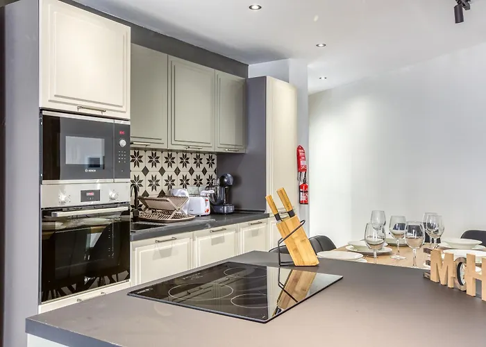 Stylish 3Br Luxury Apartment In Sliema-14