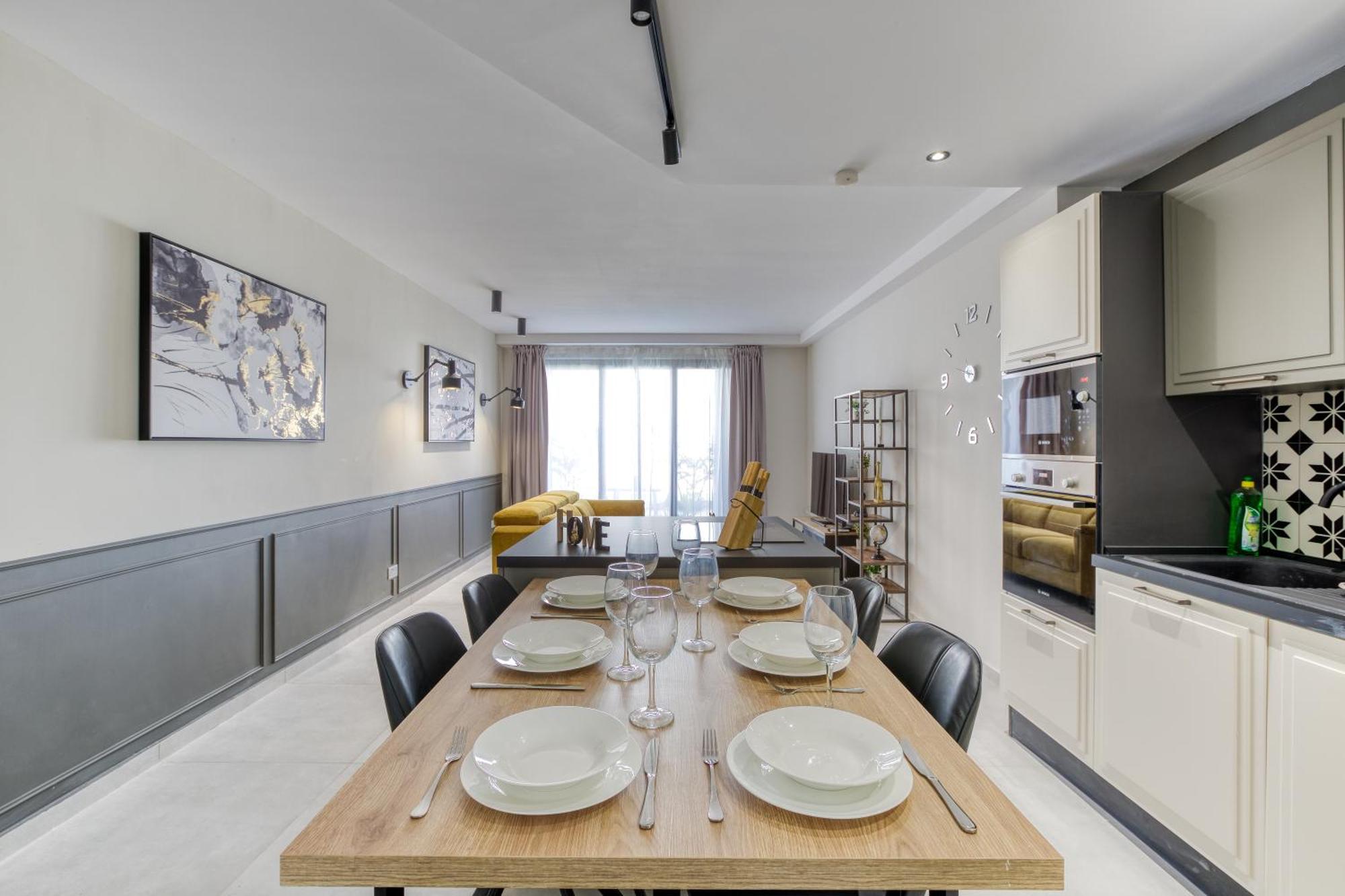 Apartment Stylish 3br Luxury In Sliema-14 *