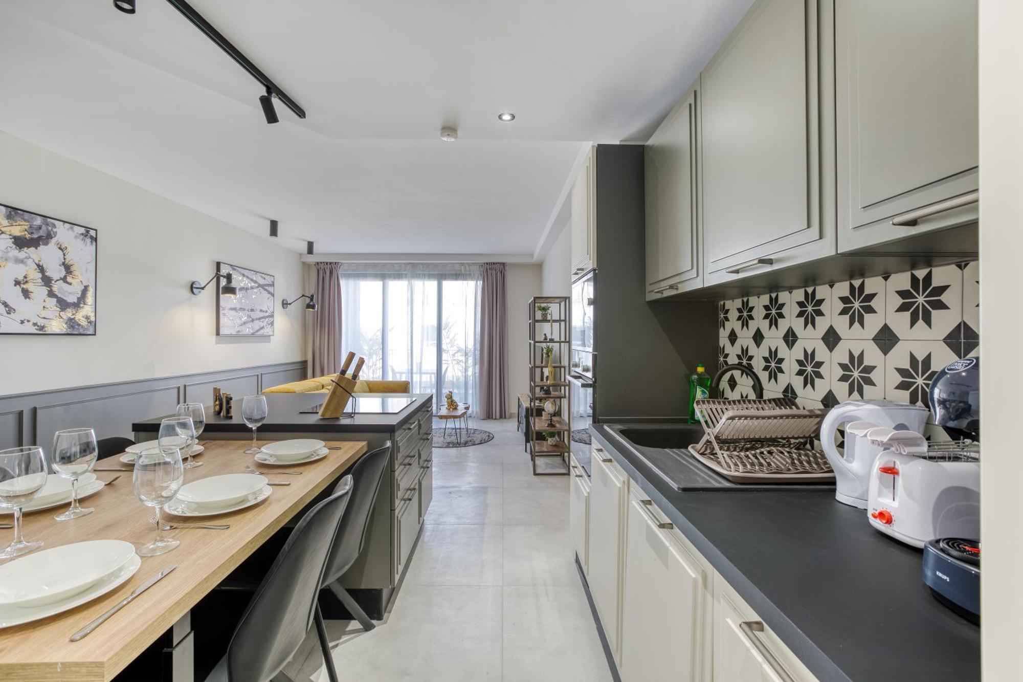 Apartment Stylish 3br Luxury In Sliema-14 Sliema