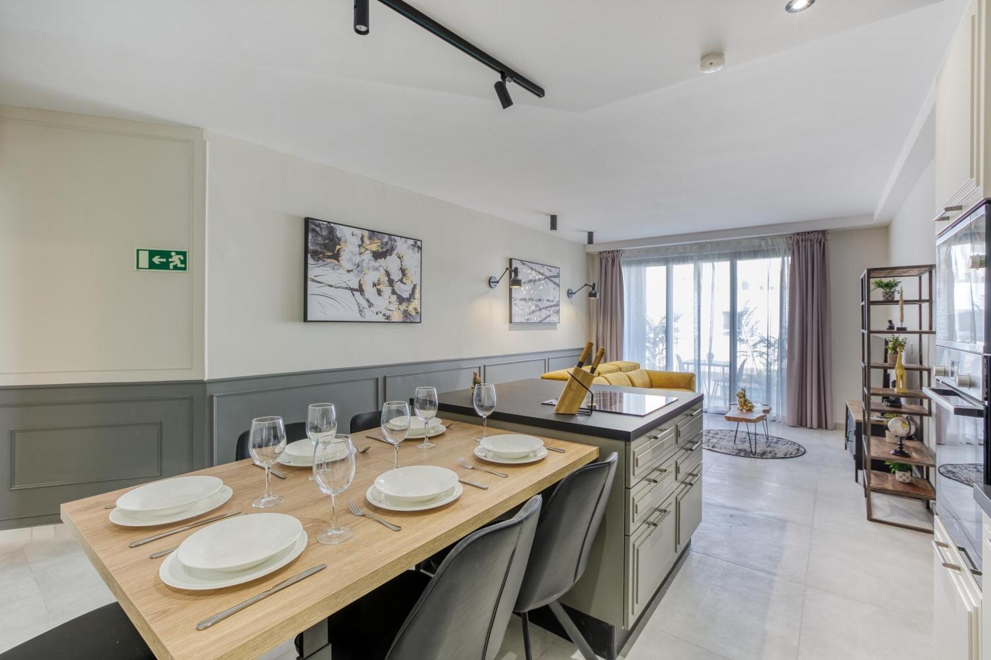 Stylish 3br Luxury In Sliema-14 Apartment