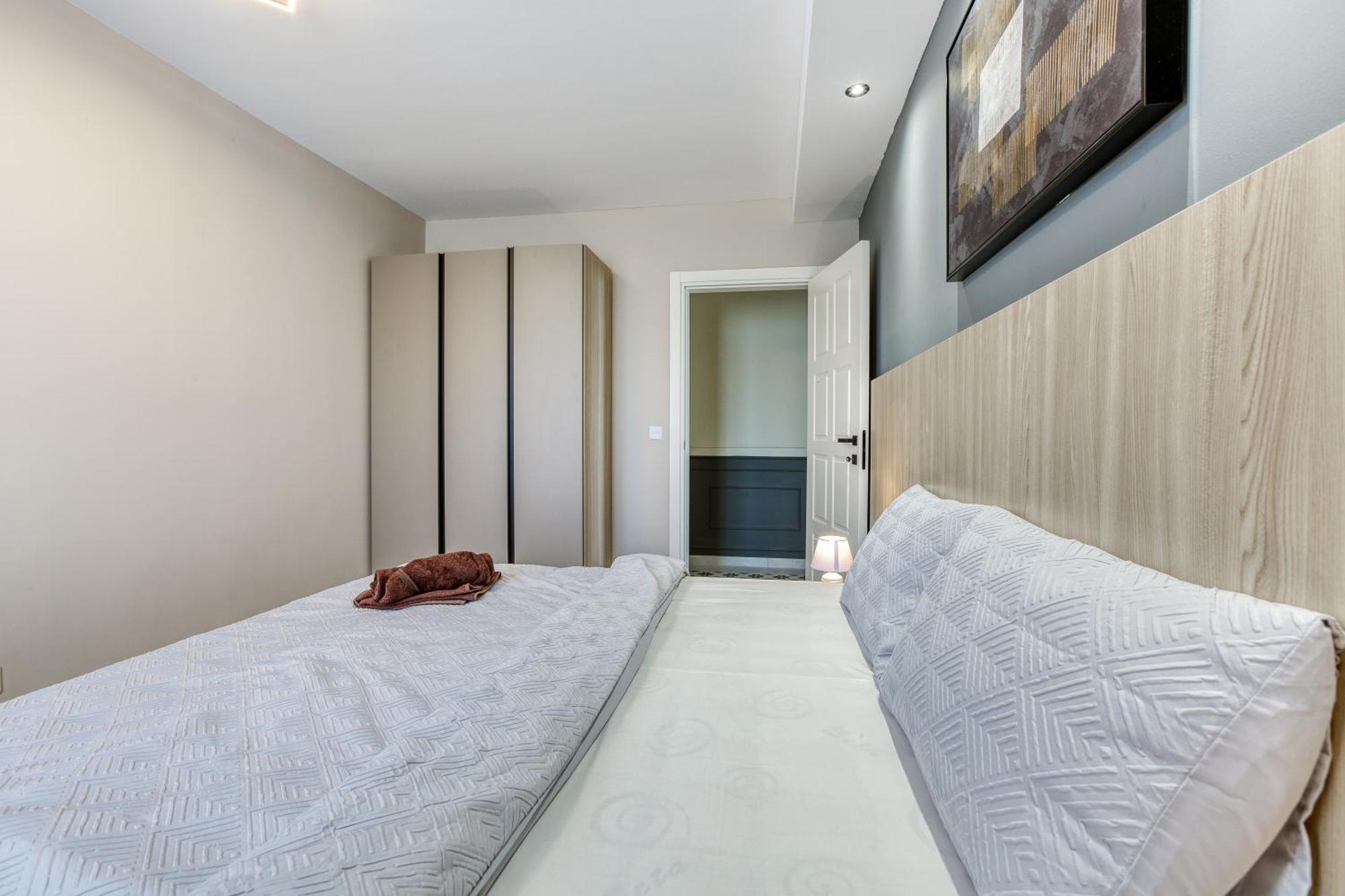 Stylish 3br Luxury In Sliema-14 * Sliema