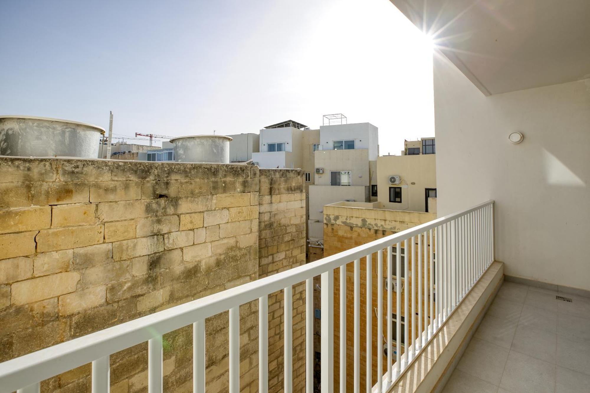 Stylish 3br Luxury In Sliema-14 Apartment *