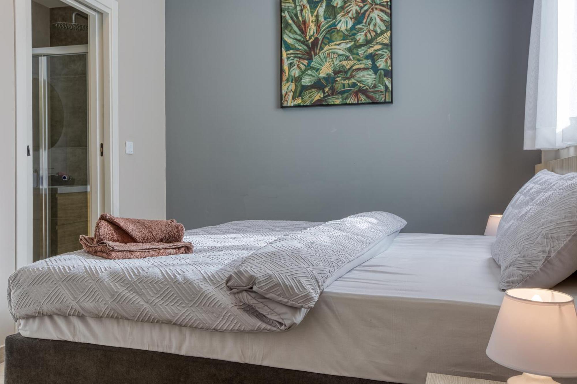 Apartment Stylish 3br Luxury In Sliema-14 Sliema